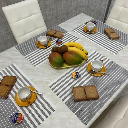 Casa Eleonora: A 5 Min Dal Mare + Free Parking Διαμέρισμα Βεντιμίλια Εξωτερικό φωτογραφία