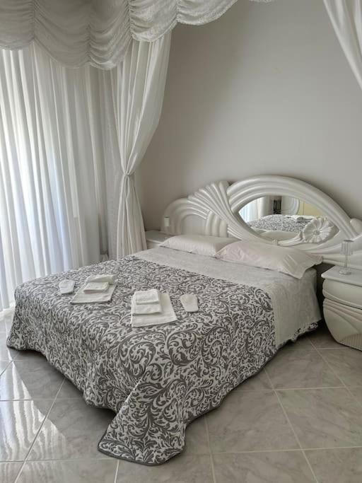 Casa Eleonora: A 5 Min Dal Mare + Free Parking Διαμέρισμα Βεντιμίλια Εξωτερικό φωτογραφία